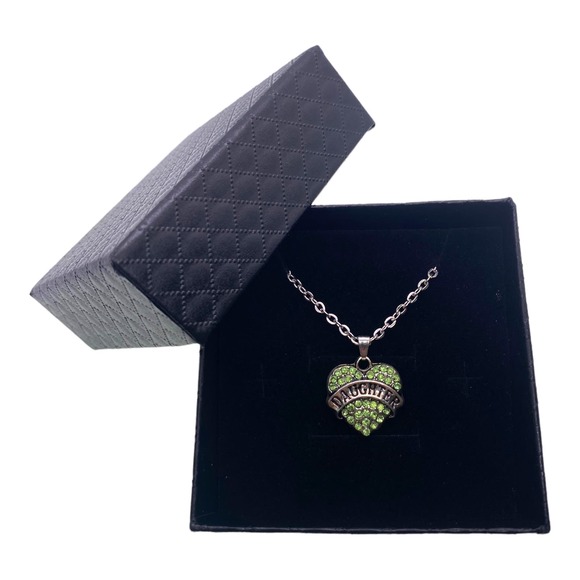 Imitation Green Peridot Daughter Cubic Zirconia Heart Necklace Gift Box - Picture 4 of 4